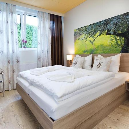 Bed and Breakfast Cafe Lounge Traisen Екстер'єр фото