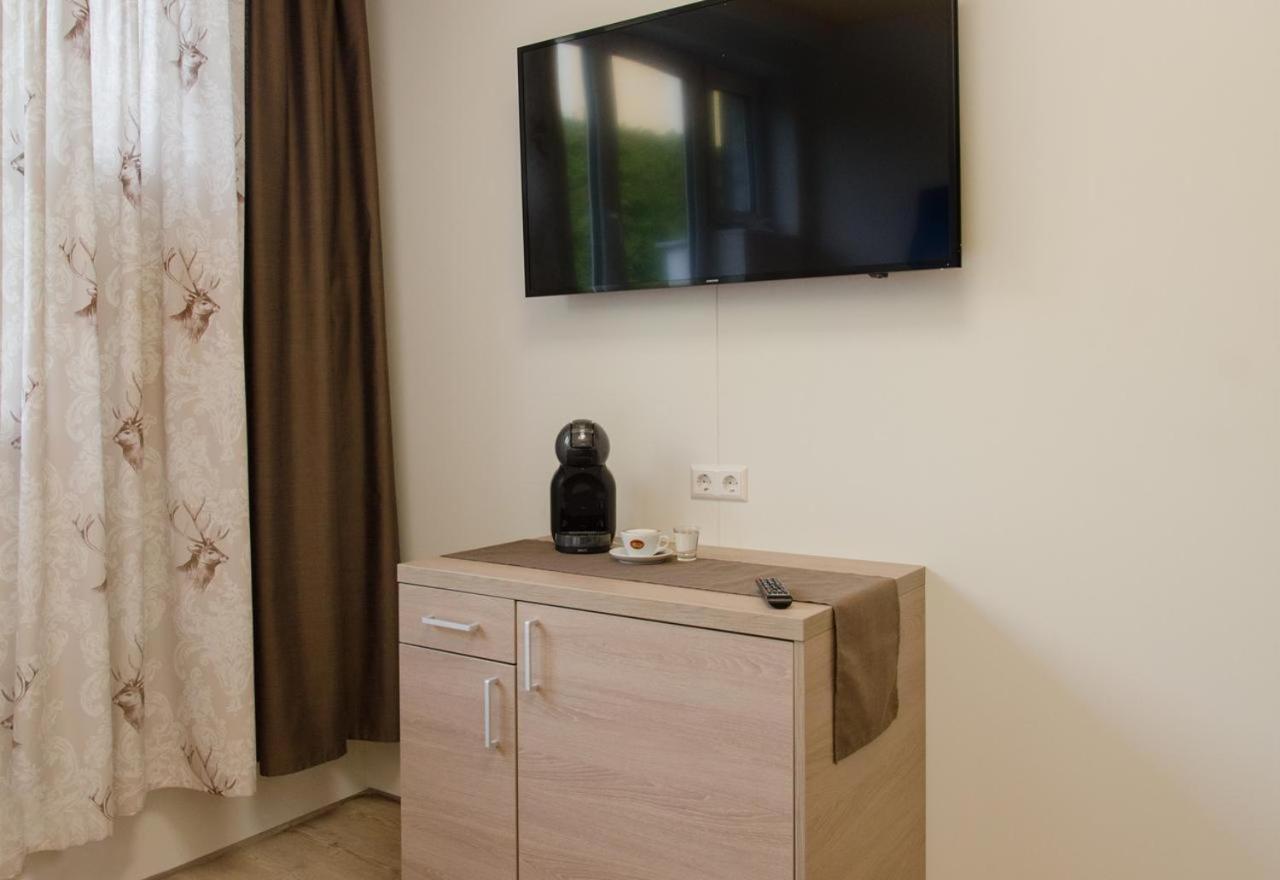Bed and Breakfast Cafe Lounge Traisen Екстер'єр фото